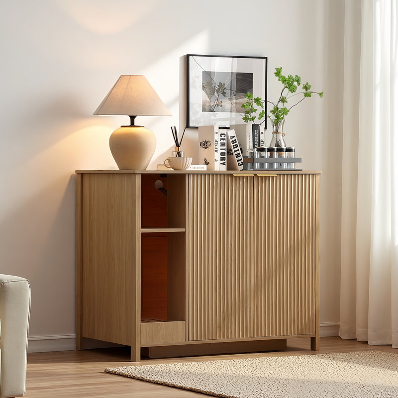 Enceinte de litière pour chat avec fabrication en bois, fonctionne avec la plupart des bacs à litière autonettoyants, tablette réglable multi-animaux, multiprise intégrée, cachette pour chat d'intérieur, naturel 