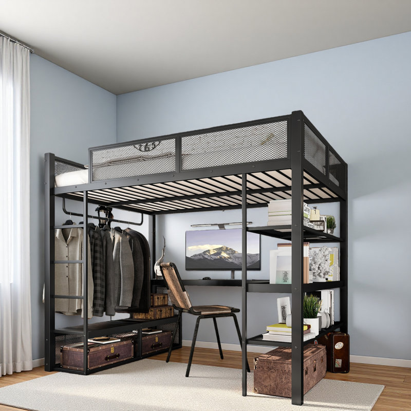 Grand lit mezzanine avec tablettes de rangement