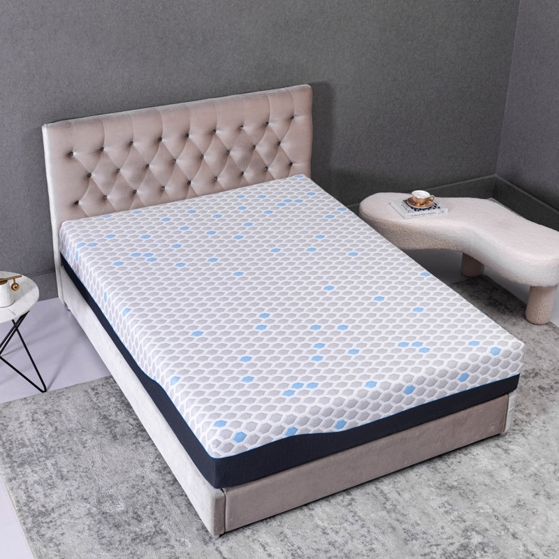 Matelas en mousse viscoélastique imprégnée de charbon Alwyn Home Nabu, Double / double