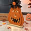 Décoration de véranda 29,5 "en forme de citrouille d'Halloween illuminée avec floral et minuterie