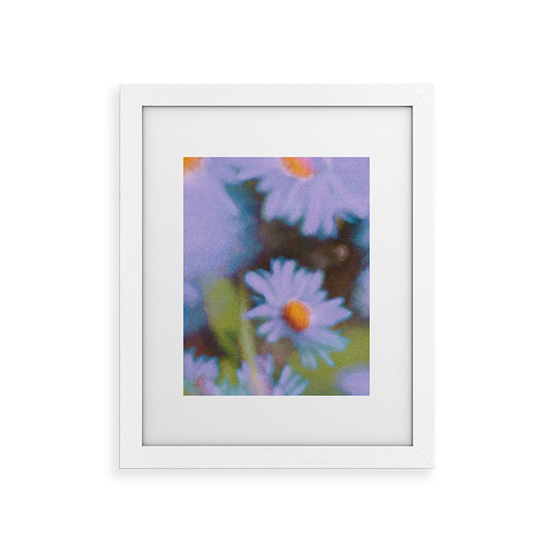 Amber Lauder Serene I, reproduction d'art encadrée, Cadre en bois blanc, H 14 po x l 11 po x P 1,5 po