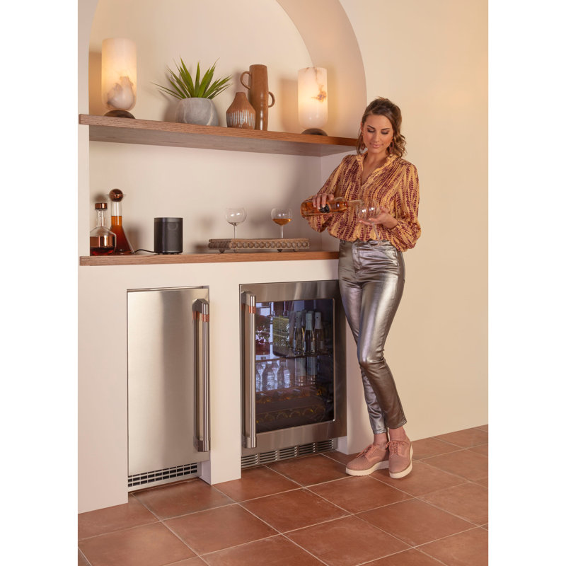 Café™ ENERGY STAR® Beverage Center, Matte White