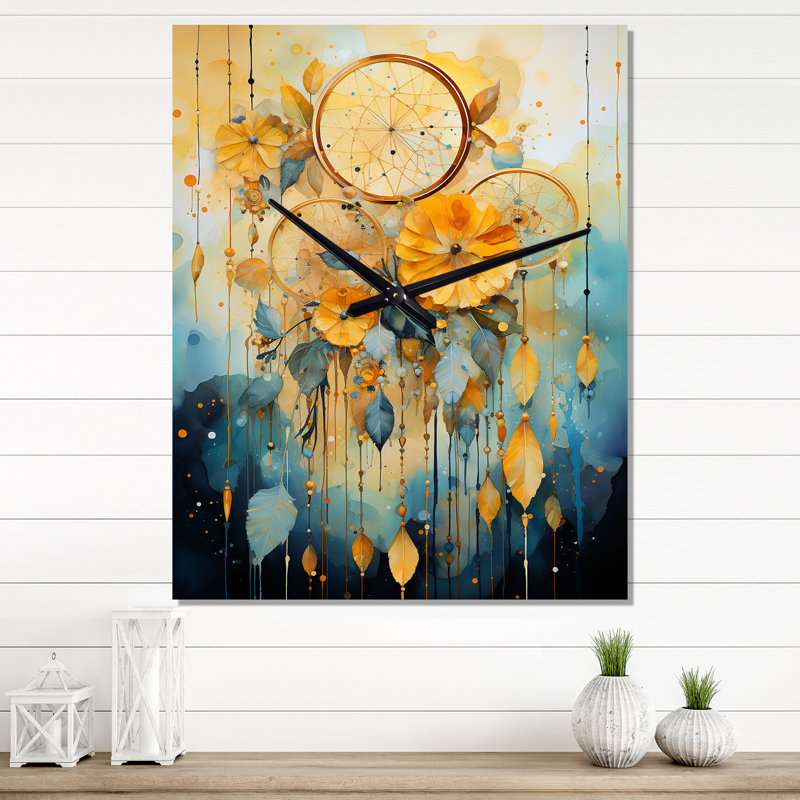 Horloge murale Crisha, Moyen