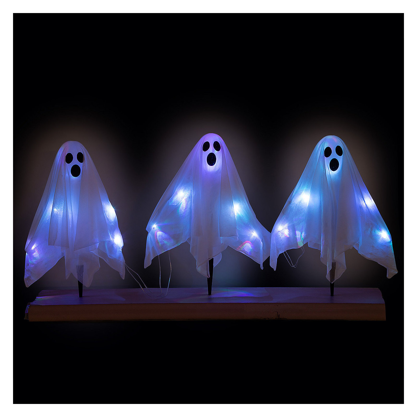 Ghost Yard Lighted Display