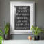 «Love Resides» - Reproduction d'art textuel avec cadre photo-1903244778-1903244783