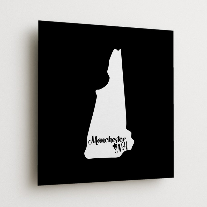 Home Sweet Manchester — Silhouette de l'État du New Hampshire — Décoration murale carrée en métal, 32" H x 32" W