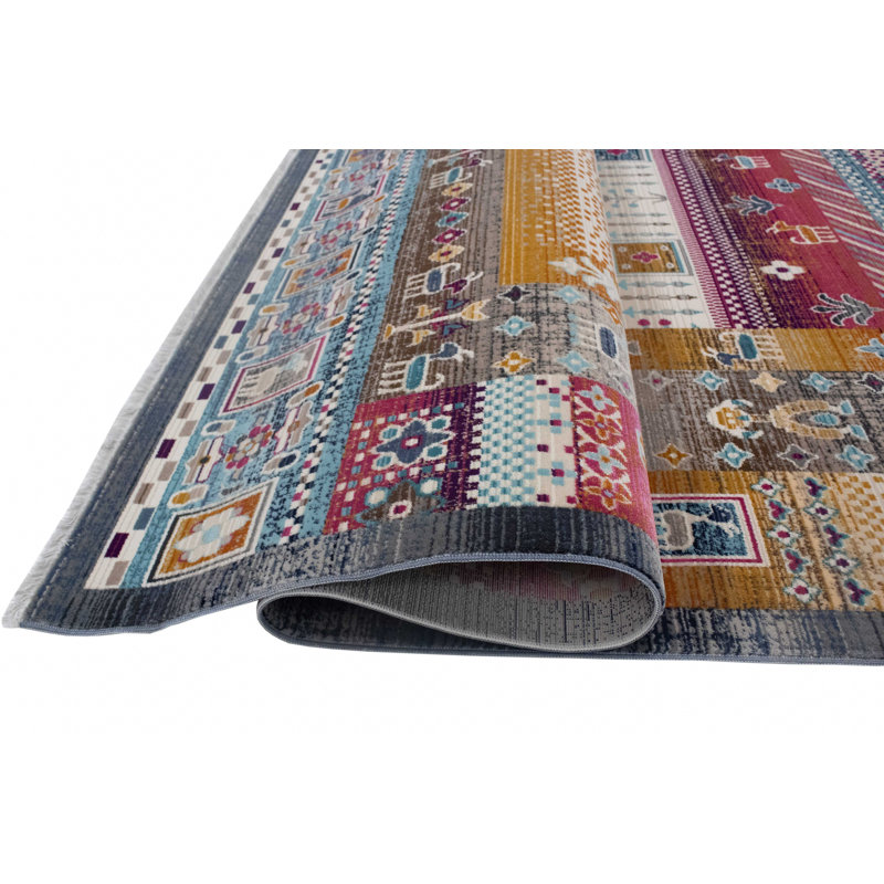 Lucha Oriental Indoor Rug, Rectangle 3'11" x 5'9"