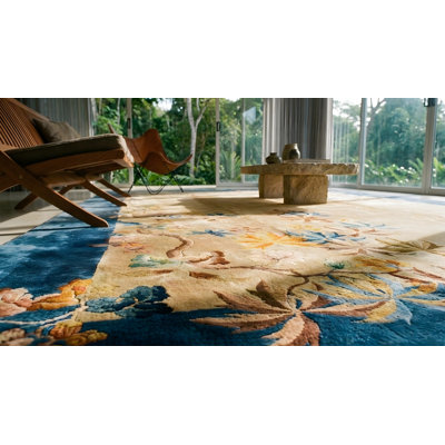 Tapis antiques Art déco chinois floral bleu marine, ivoire, beige, crème, blanc, années 30
