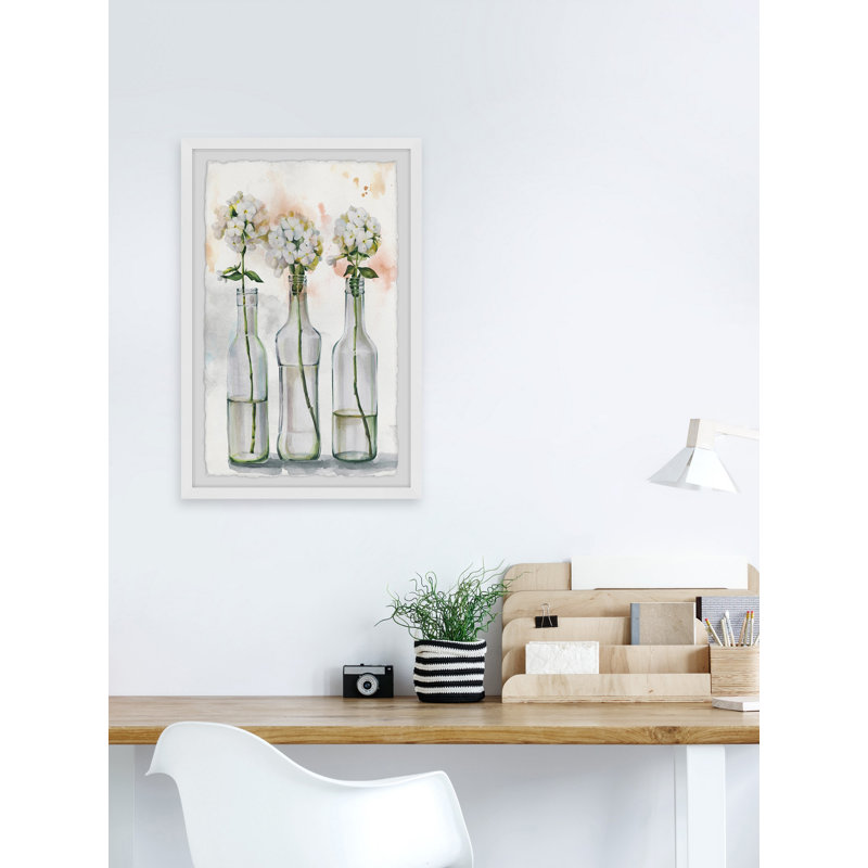 «Bottled Blooms», reproduction encadrée, H 24 po x l 16 po x P 1,5 po