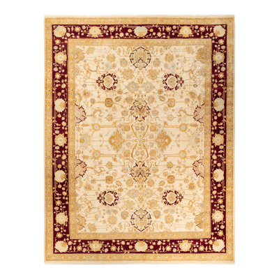 Tapis unique noué à la main Keenan - ivoire, 9 pi 1 po x 12 pi 2 po