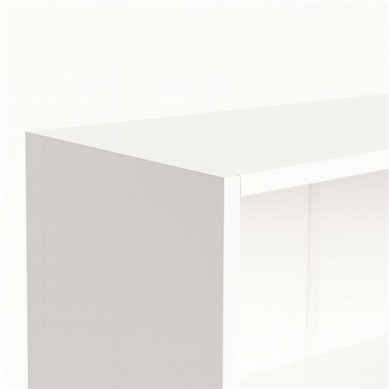 Armoire de rangement à 5 niveaux avec tablettes spacieuses et sécurité anti-basculement, idéale pour une présentation organisée et une utilisation dans plusieurs pièces.