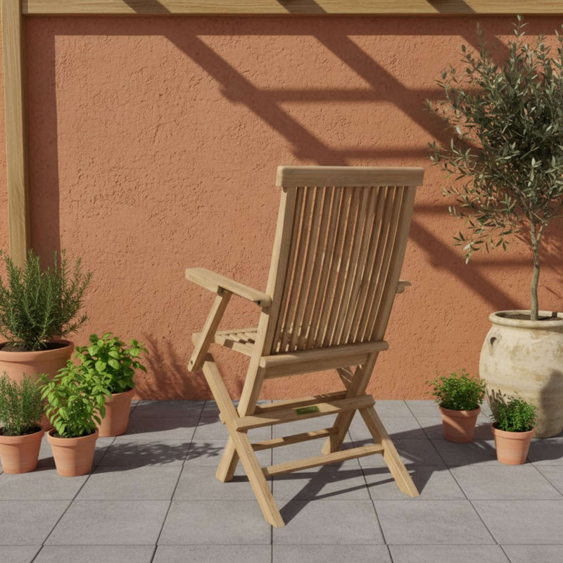 CLASSIC FOLDING ARMCHAIR (2-PC)