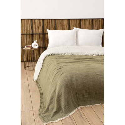 Luxurious Age Green Double Bedspread, 90.6 x 98.4 inches | 100% Cotton, 4 Ply | Machine Washable at 30-40°C | Soft, Breathable Fabric, Perfect for Cozy Bedrooms and Elegant Décor | Premium Quality Bedding