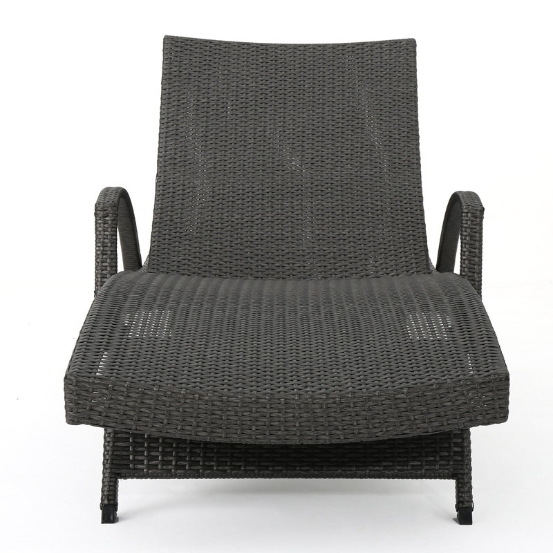 Fauteuil en osier avec accoudoirs Salem