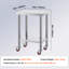 Table de travail de haute qualité en acier inoxydable de 24 po x 18 po x 34 po avec 3 tablettes réglables, 4 roulettes et un frein pour le restaurant