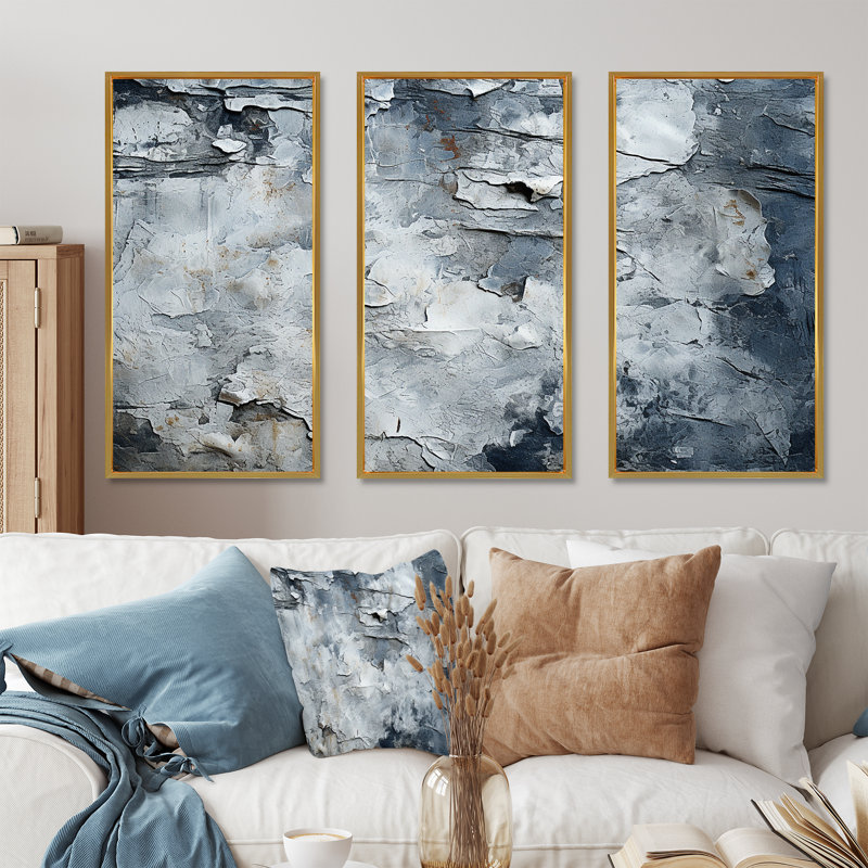 Abstrait, surface lunaire grise I - tachisme, art mural, Cadre flottant doré, H 40 po x l 61 po x P 1 po