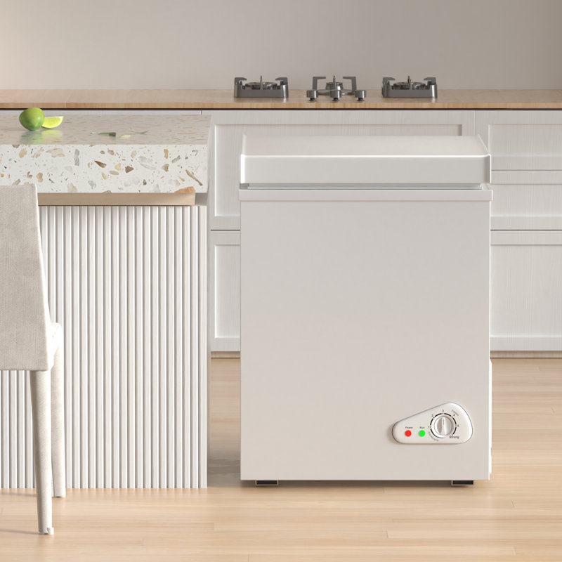 7.0 Cubic Feet Garage Ready Chest Freezer, Compact Top Opening Freestanding Deep Freezer with 7 Level Adjustable Thermostat & Removable Basket, White