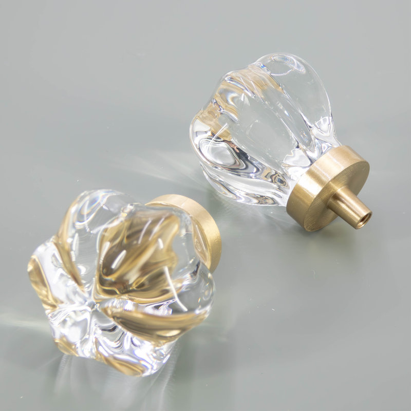 1 3/8" Whirl Round Clear Glass Knob