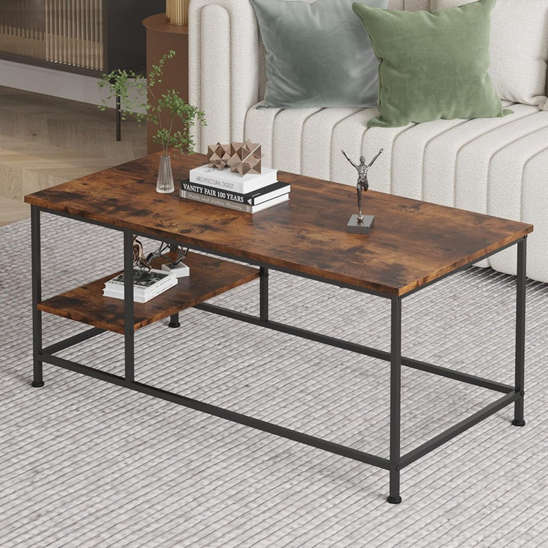 Table basse rectangulaire en bois et métal brun avec tablette de rangement pour petits salons avec tablette