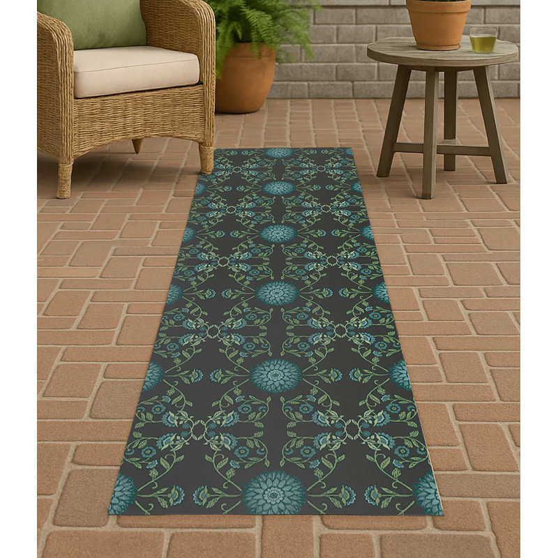 Aria Soft Step Outdoor Area Rug, Charcoal, Runner 8' x 2'6"