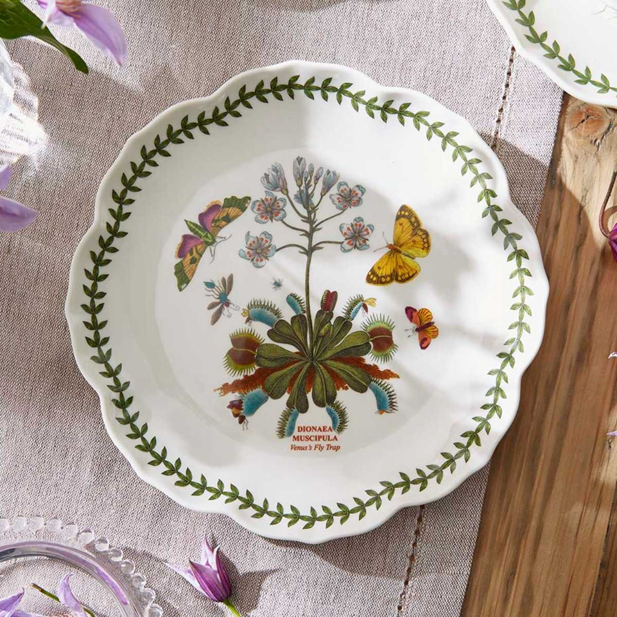 Botanic Garden Lotus 9" Plate