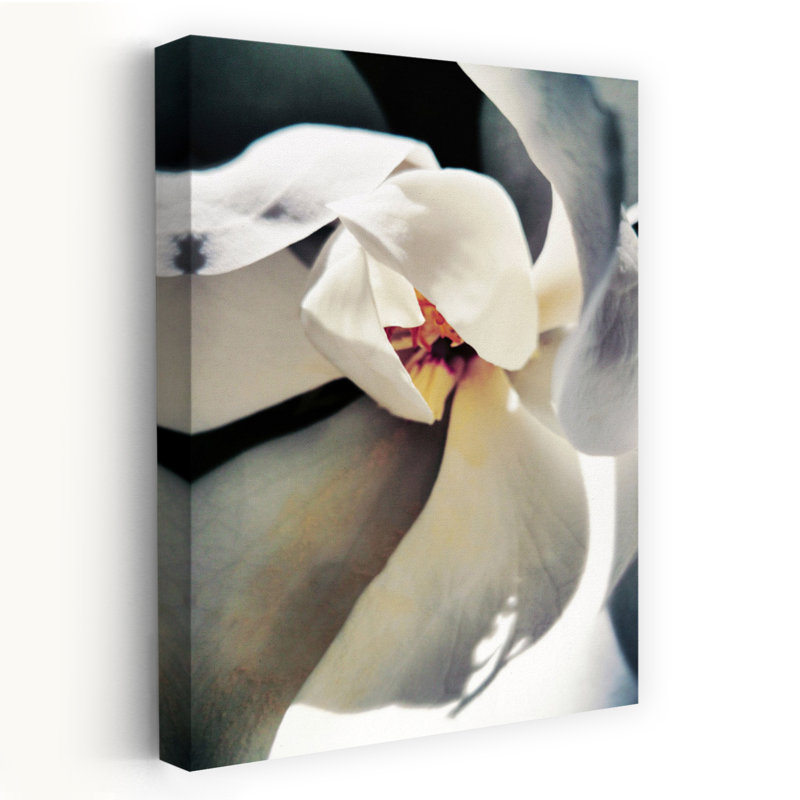 Art contemporain avec fleur de magnolia organique, H 48 po x l 32 po