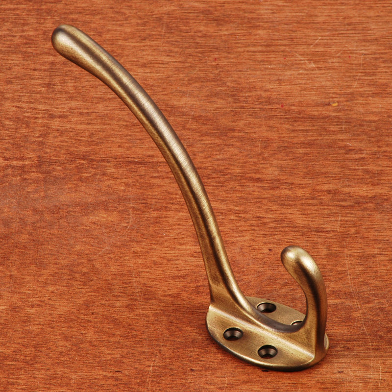 Patère Croglin, Antique English