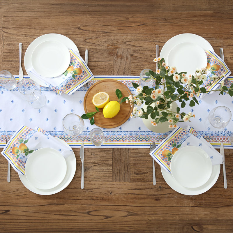 Ariatna Table Runner