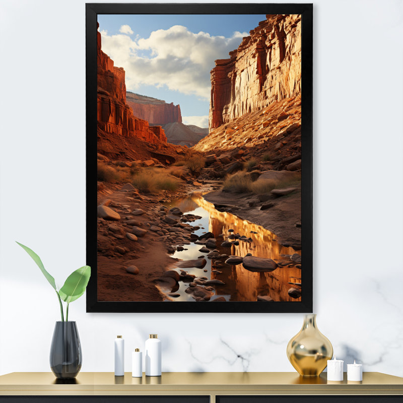 Azisa Desert Spires I sur impression sur toile, H 20 po x l 12 po x P 1 po, Cadre photo noir