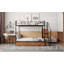 Lit superposé simple au-dessus d'un lit double en métal avec tiroir et échelle de rangement latérale et garde-robe-654093639