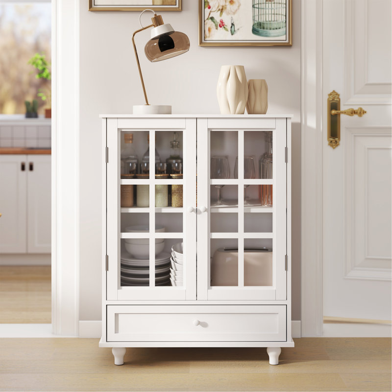 Buffet moderne blanc avec rangement polyvalent et design élégant pour diverses pièces