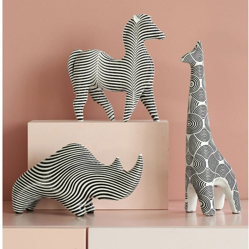 Mira Animals Figurines & Sculptures