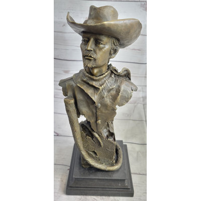 Figurines et sculptures