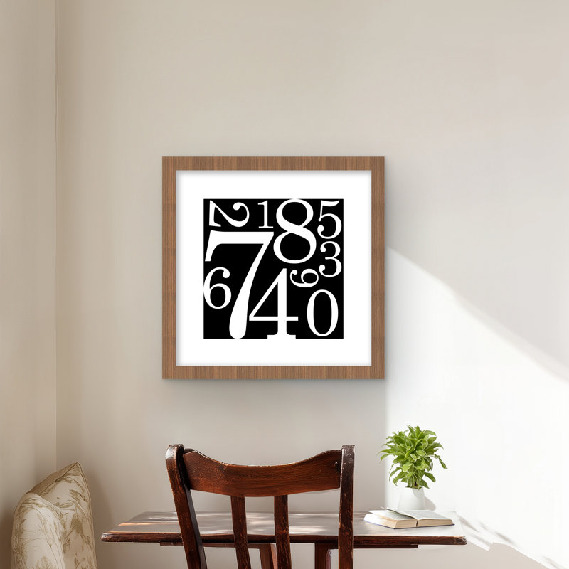 Zero to Nine - Shapes Living, Brun, H 16 po x l 16 po