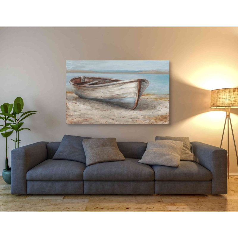 «Whitewashed Boat I» par Ethan Harper, art mural sur toile, H 40 po x l 54 po x P 1,5 po