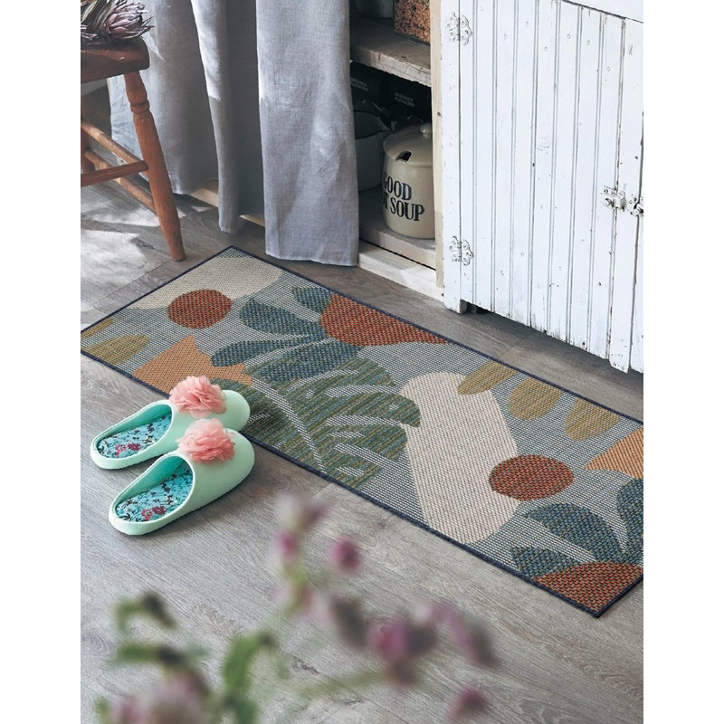 Indoor / Outdoor Rug, Runner 2' x 6'1"