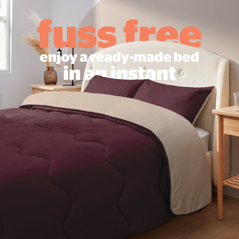 Silentnight Seersucker Coverless Duvet 10.5 Tog With Matching Pillowcases,  All Seasons, Single, Berry/Natural
