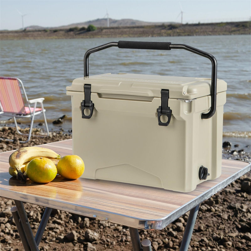 Luch Ice Chest in Beige