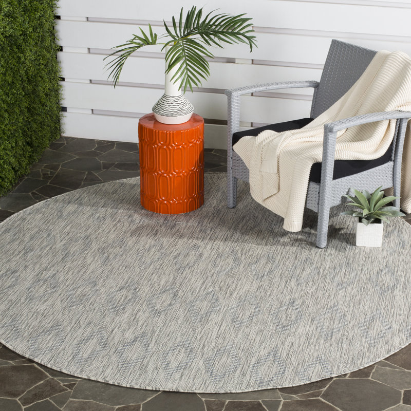 Geometric Gray/Wheat/Blue Indoor/Outdoor Area Rug, Round 7'1