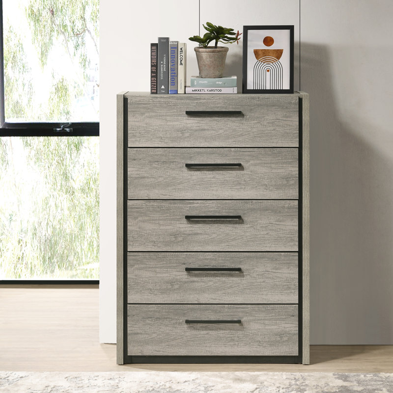 34.6 " W 5 - Drawer Dresser