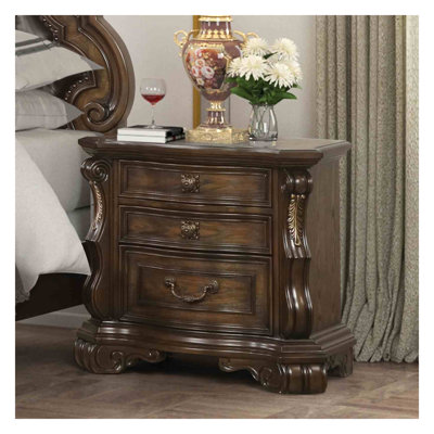 Table de chevet de chambre à coucher de style traditionnel brun foncé avec ports USB - Tiroirs en queue d'aronde français et anglais, glissières à roulement à billes et corbeaux allongés