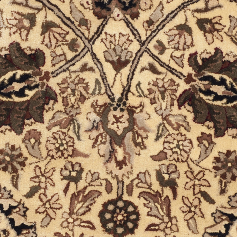 Evie New Zealand Wool Floral Rug, Rectangle 2'3" x 4'
