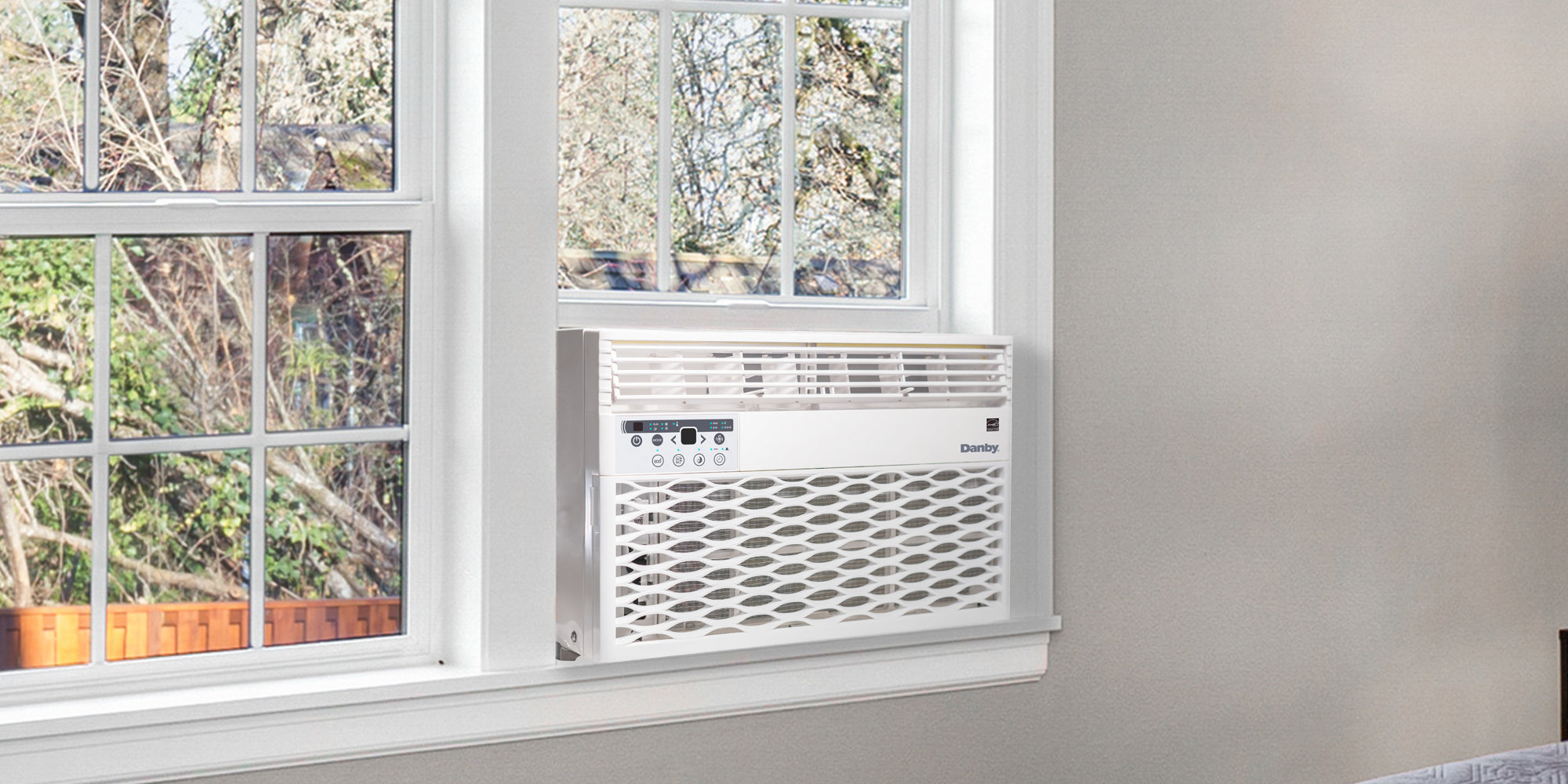 Danby 8000 BTU Window Air Conditioner for 350 Square Feet with Remote