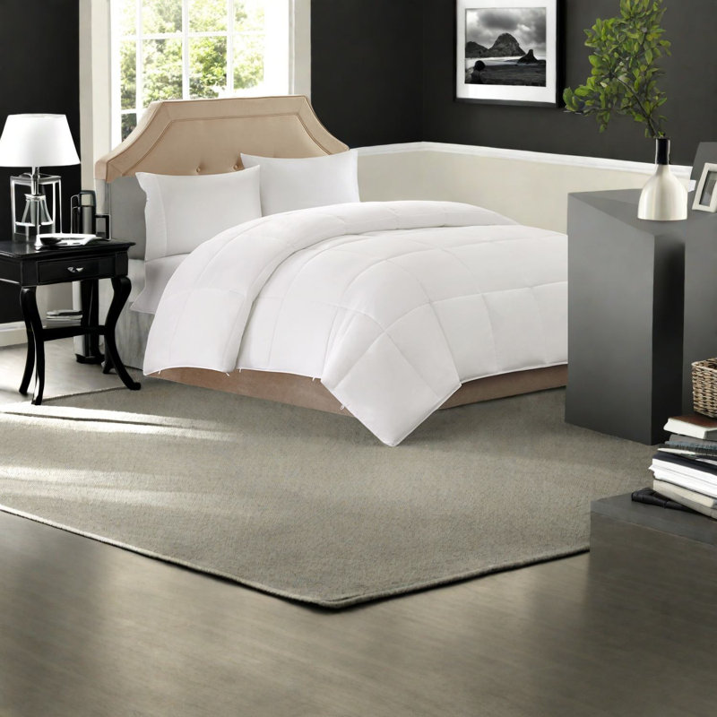 All Season Twin Bedding Set, Hypoallergenic Polyester, Modern Design