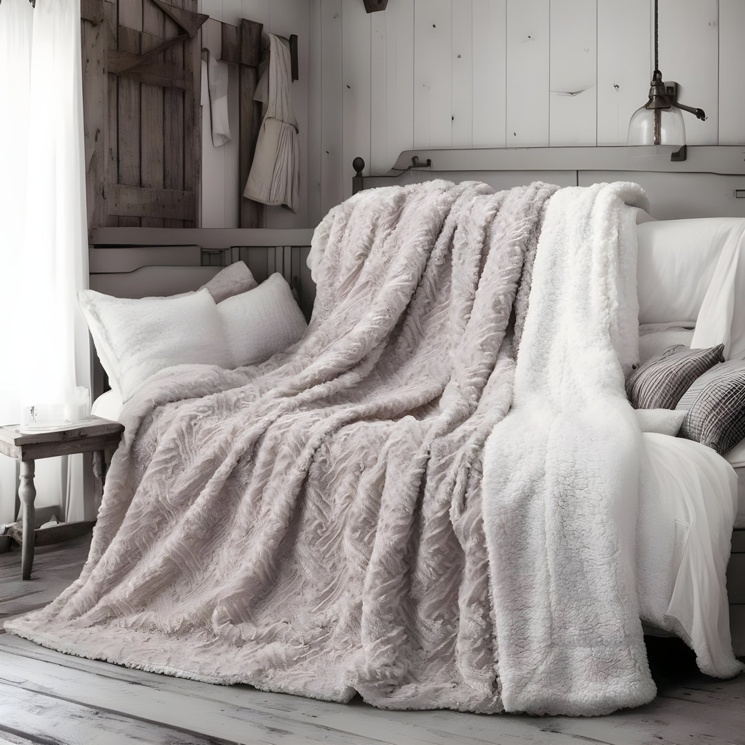 DaDa Luxury Soft Faux Fur Sherpa Blanket DaDa Bedding 