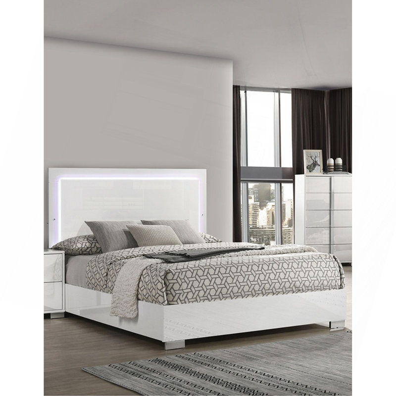 Mobilier de chambre contemporain avec lit à tête large et tête de lit à DEL avec finition UV 1pc, Grand lit, Blanc