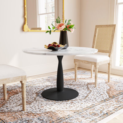 Kinslee Pedestal Dining Table