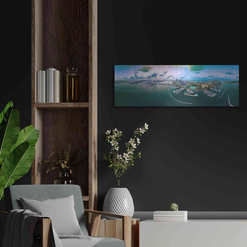 «South Beach Twilight» par AKG, H 12 po x l 36 po