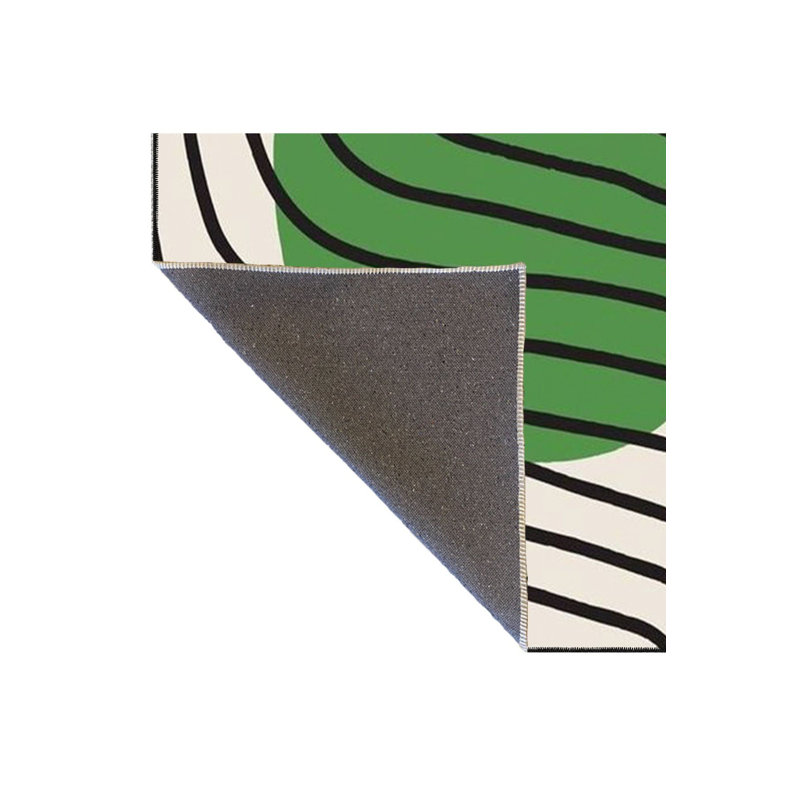 Tapis vert lavable, Sous-tapis carré 3 pi 3 po inclus
