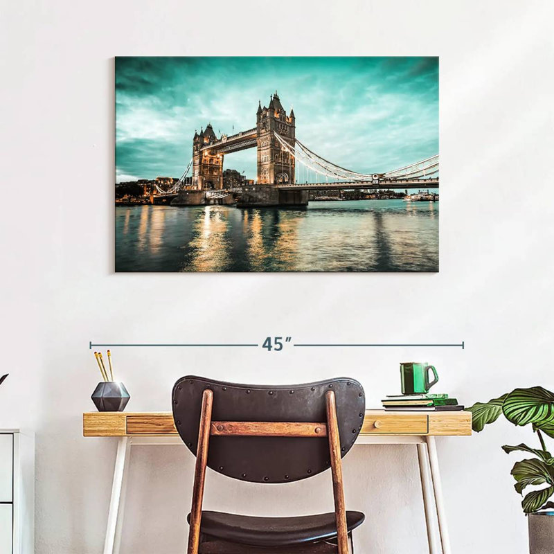 Nicci London Bridge Nightfall, H 26 po x l 39 po